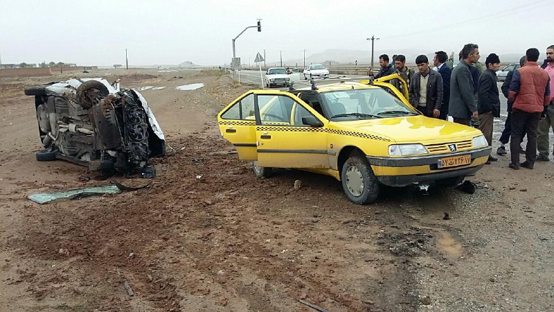 شش زخمی در برخورد تاکسی و سواری 206 در محور شوط - مرگنلر