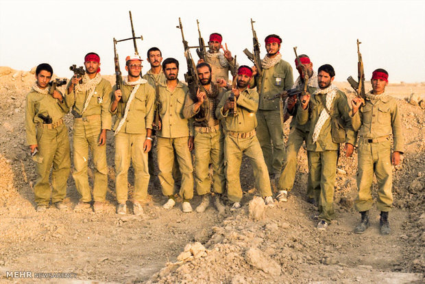 بزرگداشت حماسه سازان هشت سال دفاع مقدس در ماکو