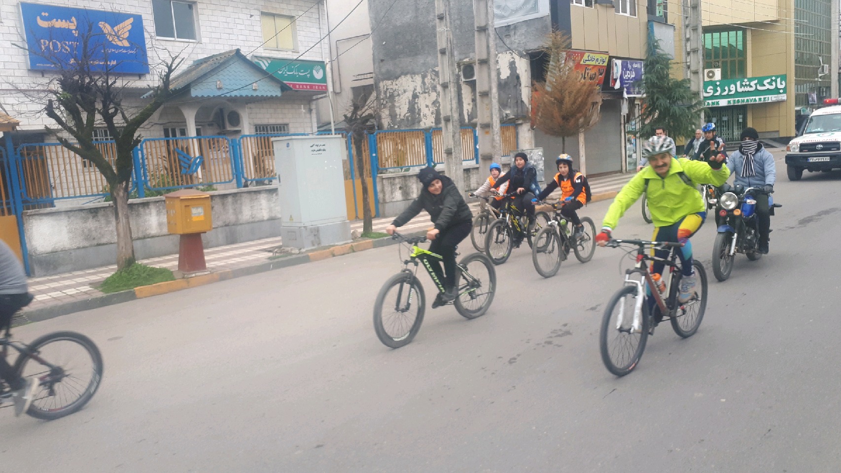 رکاب زنی برای گرامیداشت هفته هوای پاک