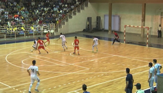 توقف صدرنشین لیگ برتر فوتسال کشور مقابل آذرخش