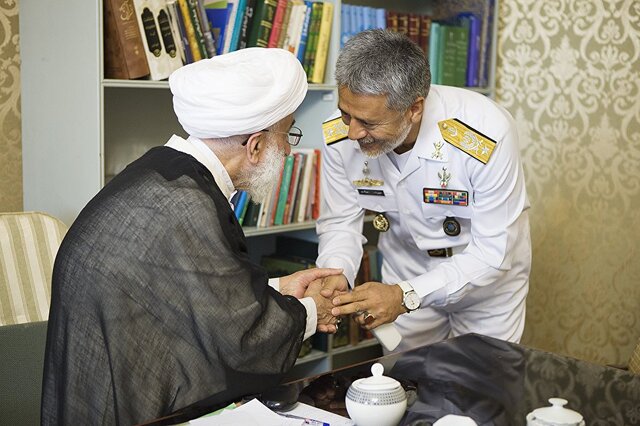 دیدار دریادار سیاری با آیت الله جنتی