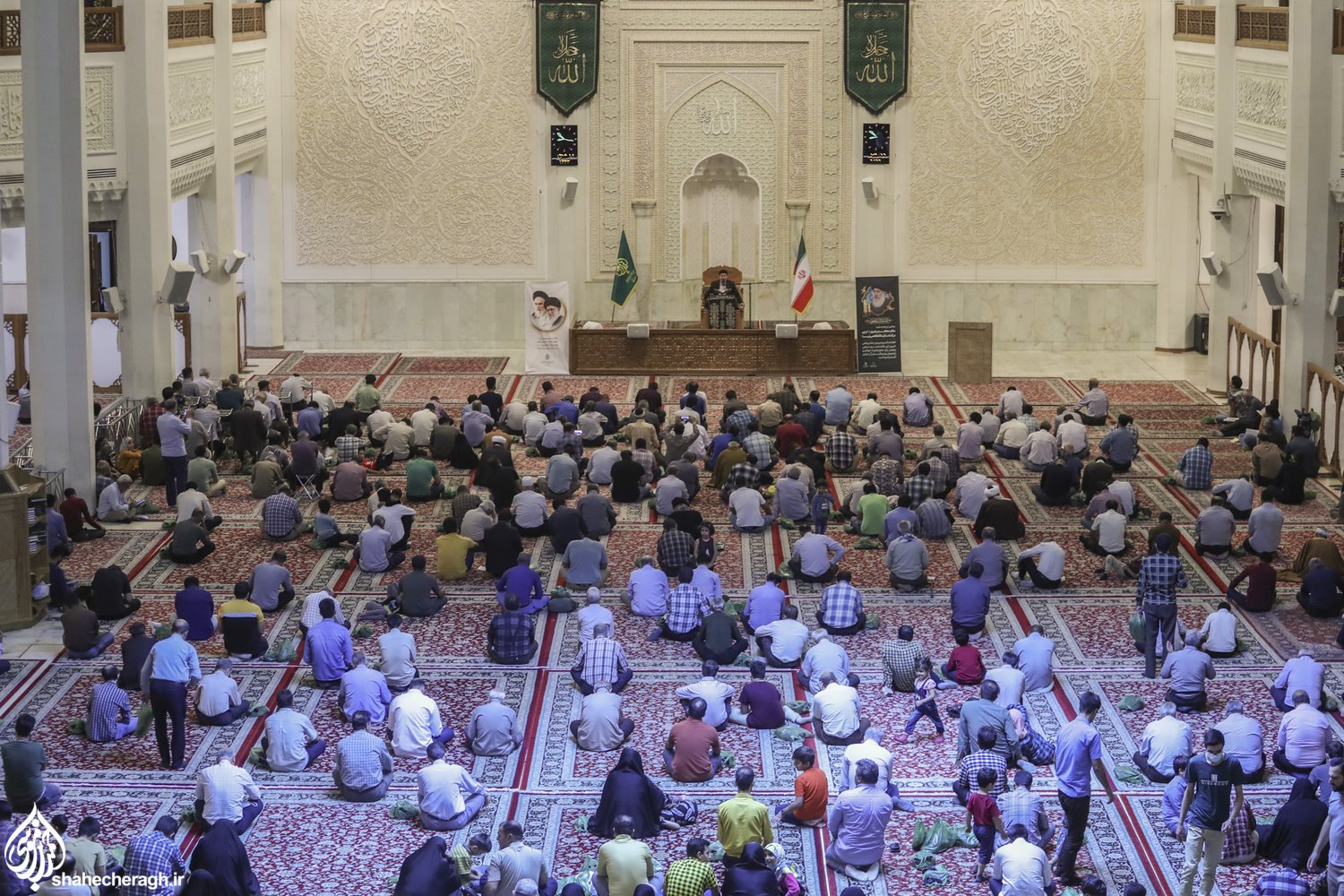 مراسم بزرگداشت آیت الله فاطمی‌نیا در حرم شاهچراغ(ع)