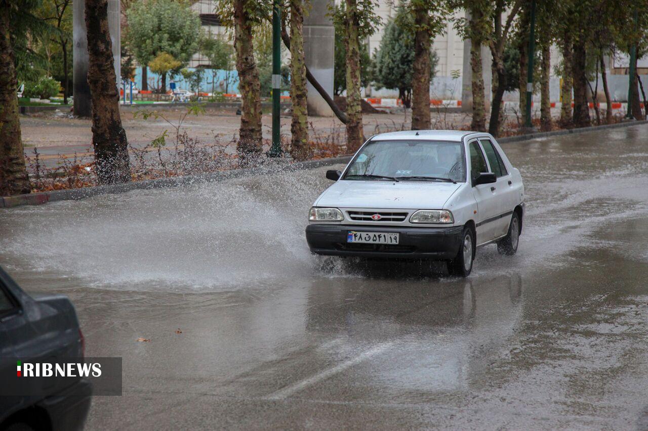 بارش باران و باد لحظه‌ای خراسان شمالی را فرا می‌گیرد