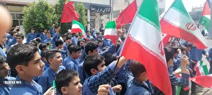 تجمع دانش آموزان اهواز در حمایت از حملات پهپادی سپاه پاسداران