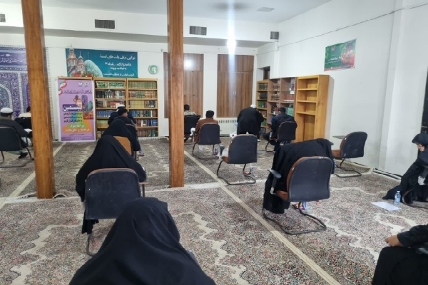 مرحله سوم آزمون حفظ تخصصی قرآن کریم در کرمان