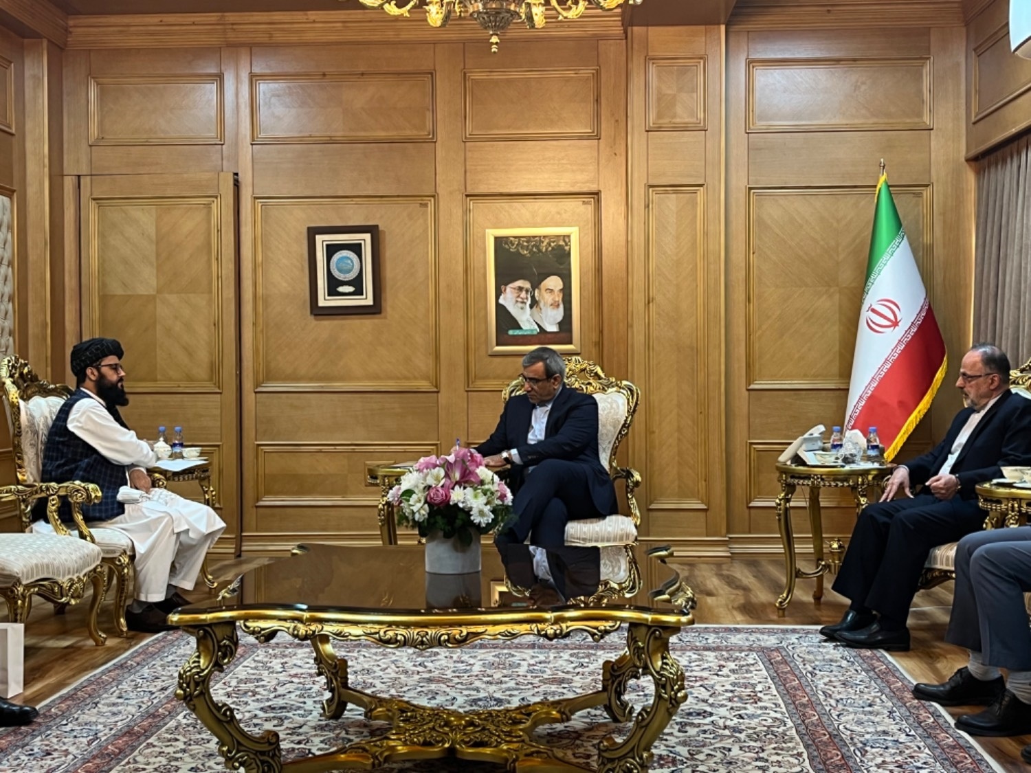 تاکید استاندار خراسان رضوی بر ایجاد توازن اقتصادی با افغانستان