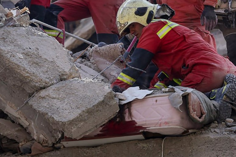 ///**بیش از ۱۸۰۰ مجروح و شهید در حملات رژیم صهیونی / شهادت مادر باردار در حمله به میدان قدس تجریش