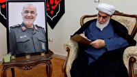 حضور رئیس دفتر رهبر انقلاب در منزل شهید سلامی
