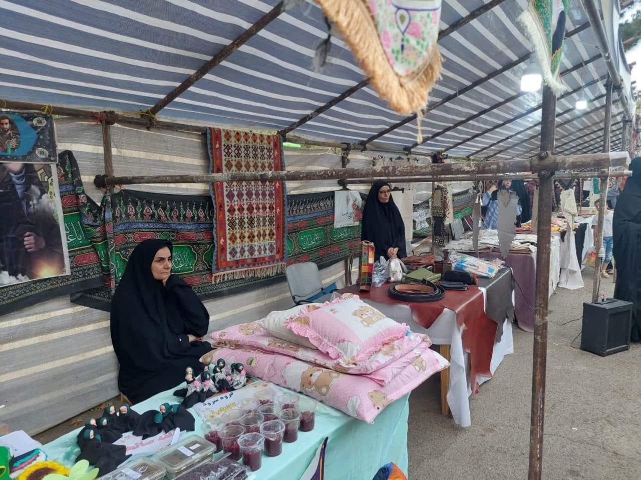 برپایی نمایشگاهی از تولیدات بانوان کارآفرین در سلماس