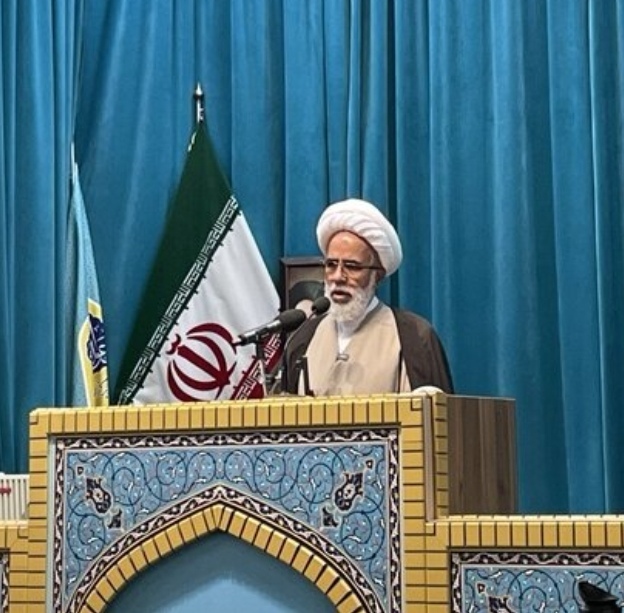 تاکید امام جمعه کرمانشاه بر حفظ اتحاد ملی و حضور مقتدرانه در عرصه دیپلماسی