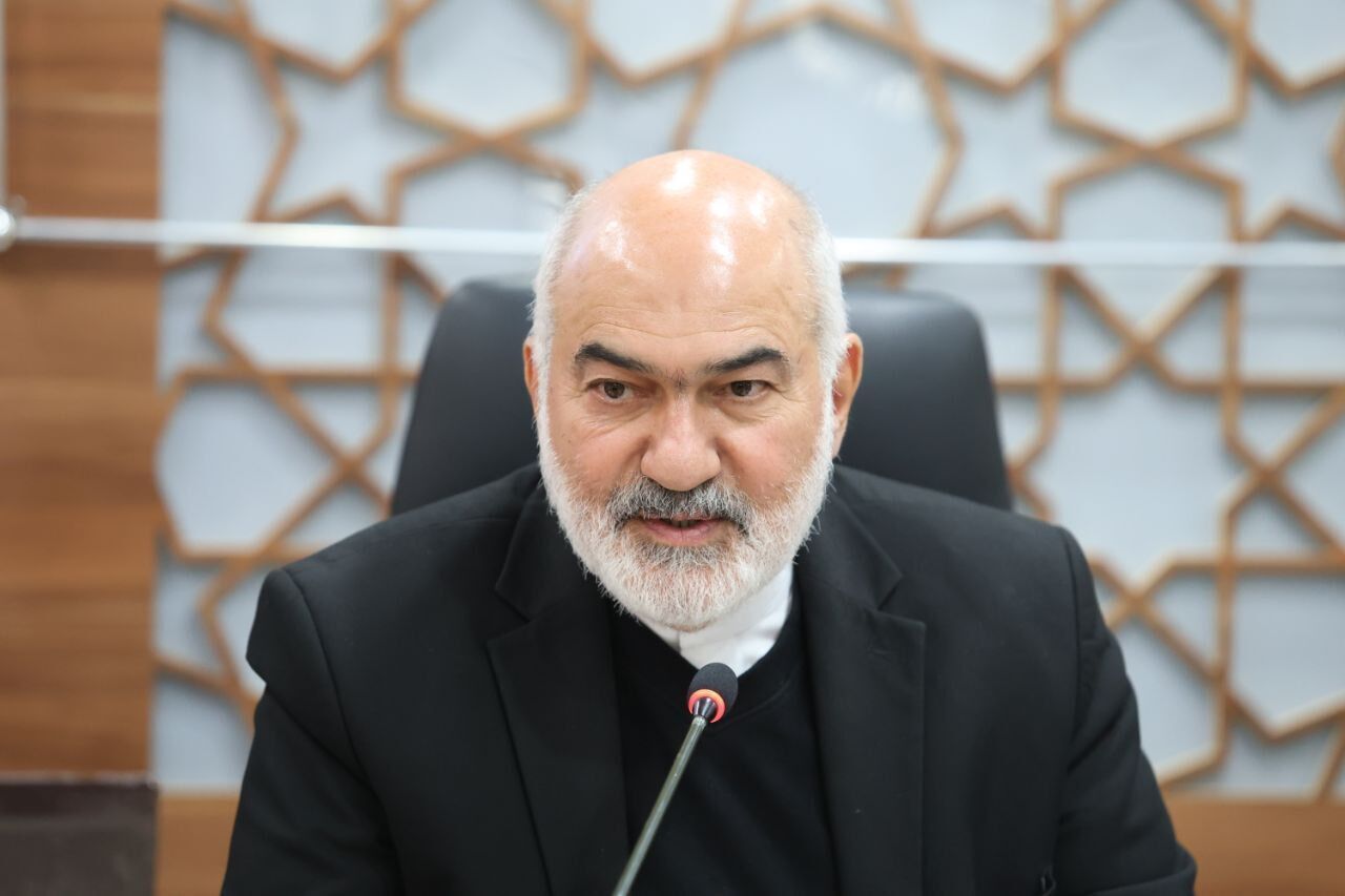 ایران اسلامی در برابر تهاجمات دشمن ایستادگی کرد و سربلند ماند