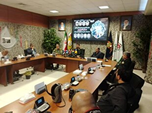ملت ایران متحد ایستاد و در مقابل دشمن سر خم نکرد