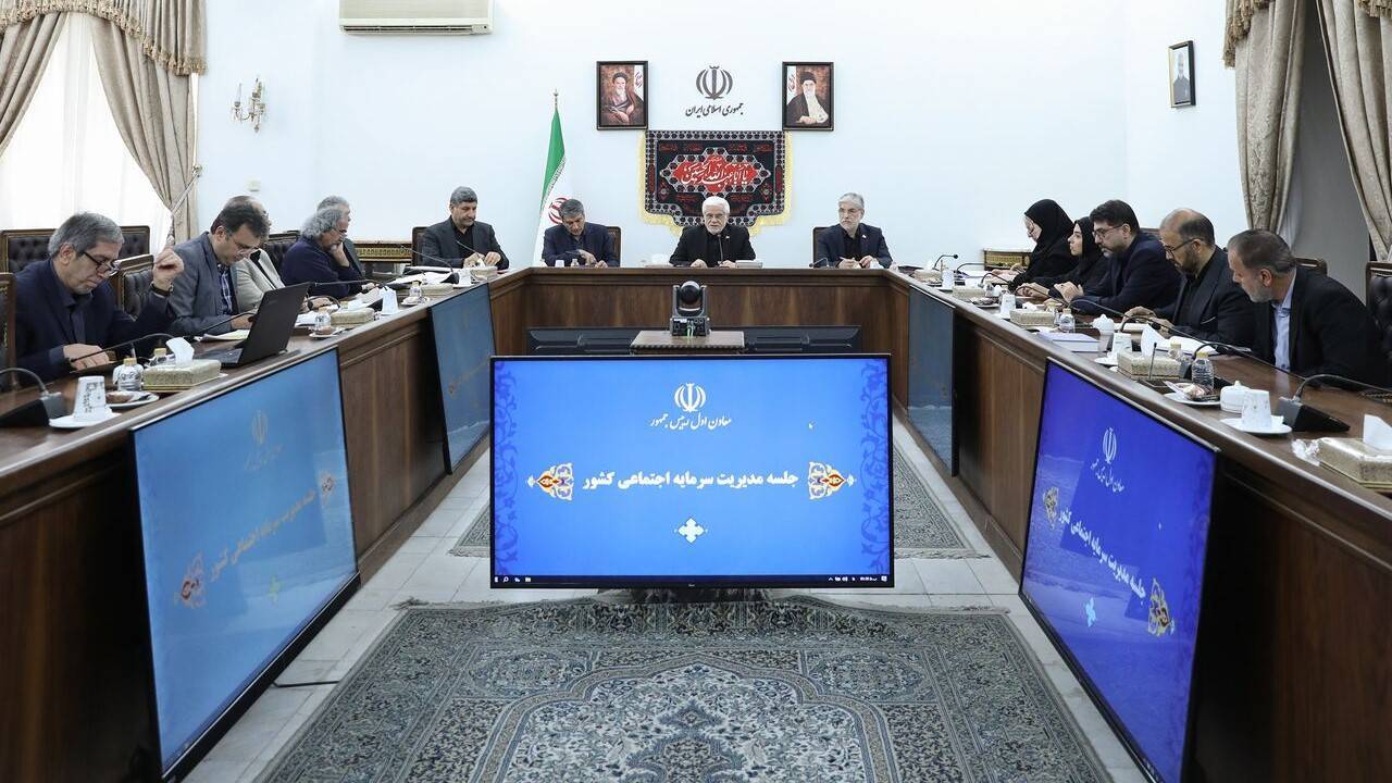 عارف: سرمایه اجتماعی شکل گرفته در جنگ تداوم یابد