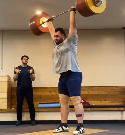 وزنهبردار فوق سنگین ایران در تمرینات رکورد جهان را شکست وزنهبردار فوق سنگین ایران در تمرینات رکورد جهان را شکست