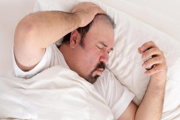 سرگیجه هنگام چرخیدن در رختخواب خطرناک نیست سرگیجه هنگام چرخیدن در رختخواب خطرناک نیست