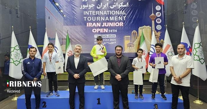 قهرمانی پندار ترکزاد از کیش در مسابقات اسکواش ایران جونیور قهرمانی پندار ترکزاد از کیش در مسابقات اسکواش ایران جونیور