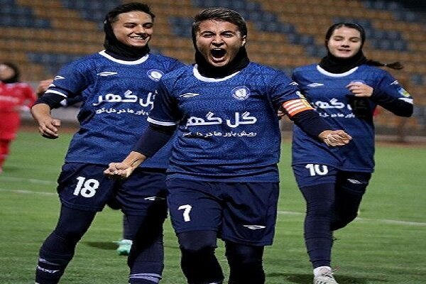 برتری نمایندگان کرمان درلیگ برتر فوتبال بانوان