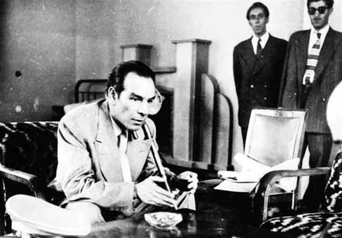 مردی که جانش را فدای استقلال ایران کرد مردی که جانش را فدای استقلال ایران کرد