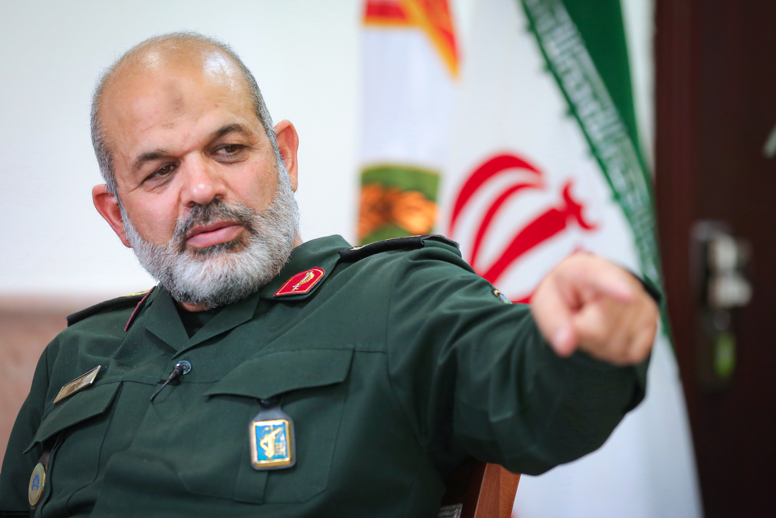 *** پلیس رکن اصلی امنیت جامعه است