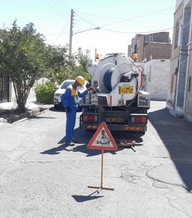 اجرای عملیات شست و شوی ۱۷۰ کیلومتر از شبکه‌های فاضلاب بیرجند