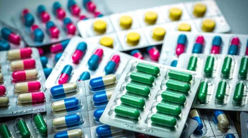 مضرات مصرف غیراصولی آنتی بیوتیکها را جدی بگیرید مضرات مصرف غیراصولی آنتی بیوتیکها را جدی بگیرید