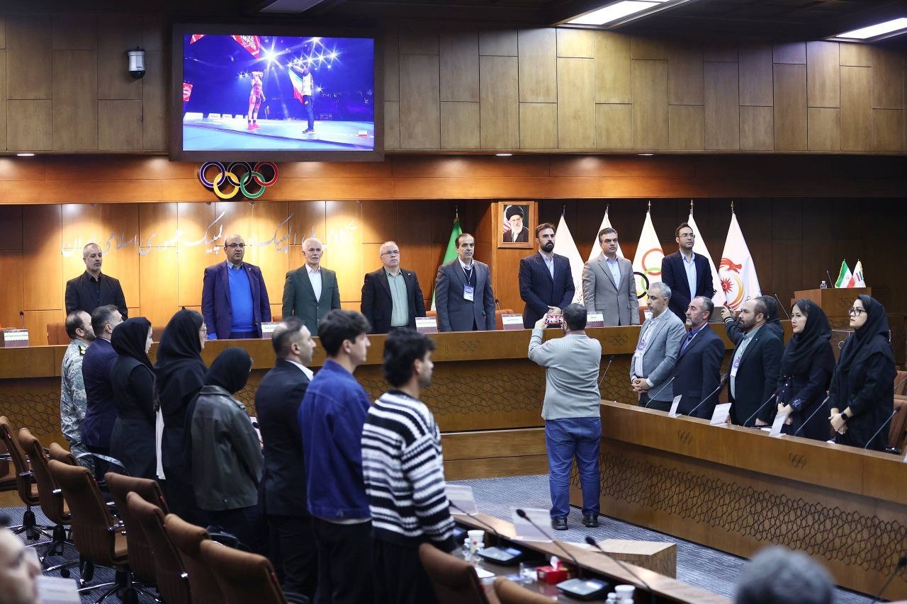 آغاز مجمع انتخاباتی فدراسیون روئینگ با حضور معاون توسعه ورزش قهرمانی آغاز مجمع انتخاباتی فدراسیون روئینگ با حضور معاون توسعه ورزش قهرمانی