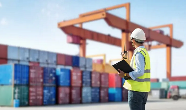 ترخیص بیش از ۱۱ میلیون تُن کالای اساسی از گمرکات خوزستان ترخیص بیش از ۱۱ میلیون تُن کالای اساسی از گمرکات خوزستان