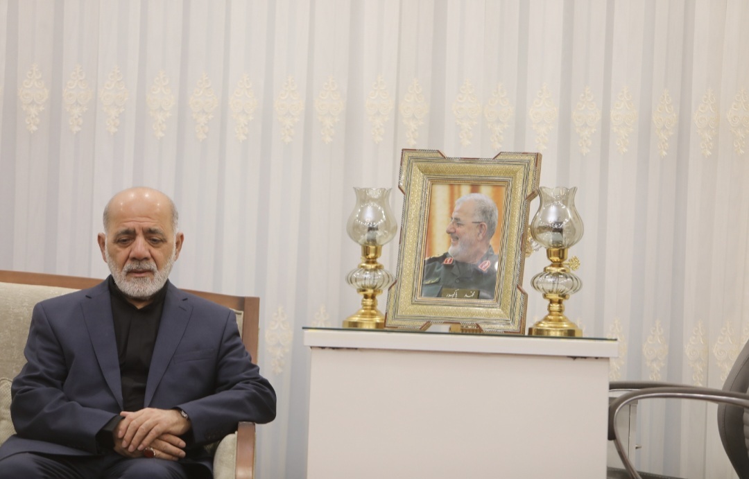 درحال تکمیل... فرمانده قرارگاه خاتم: شهید پاکپور مرد میدان و معمار تحولات عملیاتی بود درحال تکمیل... فرمانده قرارگاه خاتم: شهید پاکپور مرد میدان و معمار تحولات عملیاتی بود