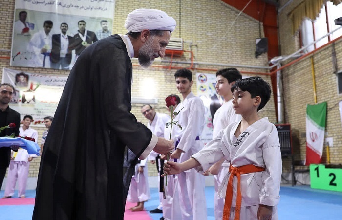 هفته تربیت بدنی